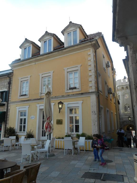 Apartment Old Town Milica Χέρτσεγκ Νόβι Εξωτερικό φωτογραφία